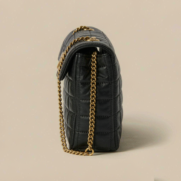 Ivy Quilted Crossbody